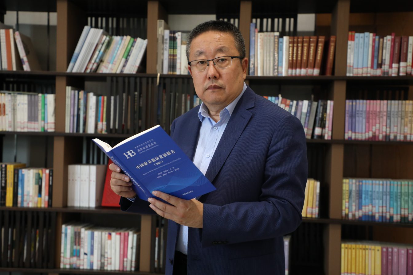 1761118788231009.jpg 侯勝田.jpg